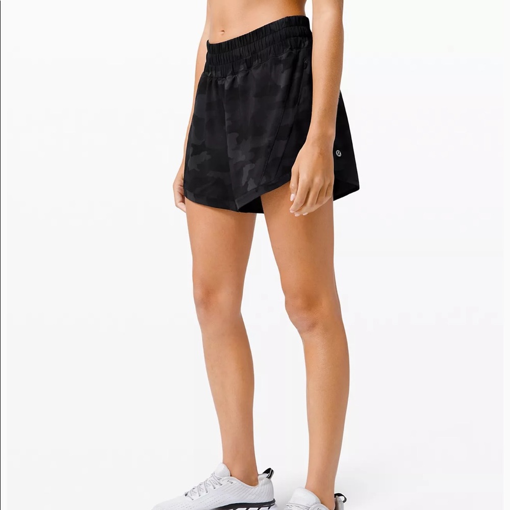 Lulu Lemon Track That Mid-Rise Lined Short 5"